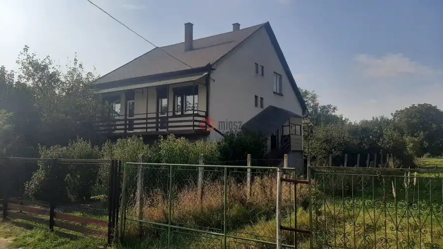eladó családi ház, Mezőzombor