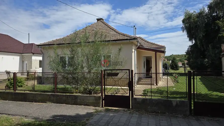 eladó családi ház, Tarcal