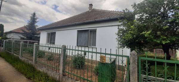 eladó családi ház, Tiszadob