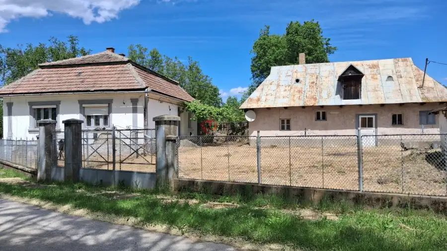 eladó családi ház, Zsujta