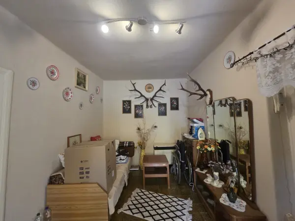 Eladó családi ház, Zsujta 2 szoba 81 m² 37.9 M Ft