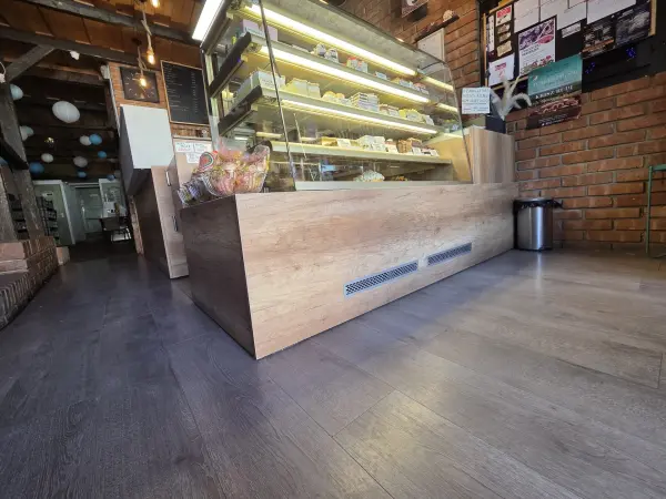 Eladó vendéglátás, Tokaj 100 m² 55 M Ft